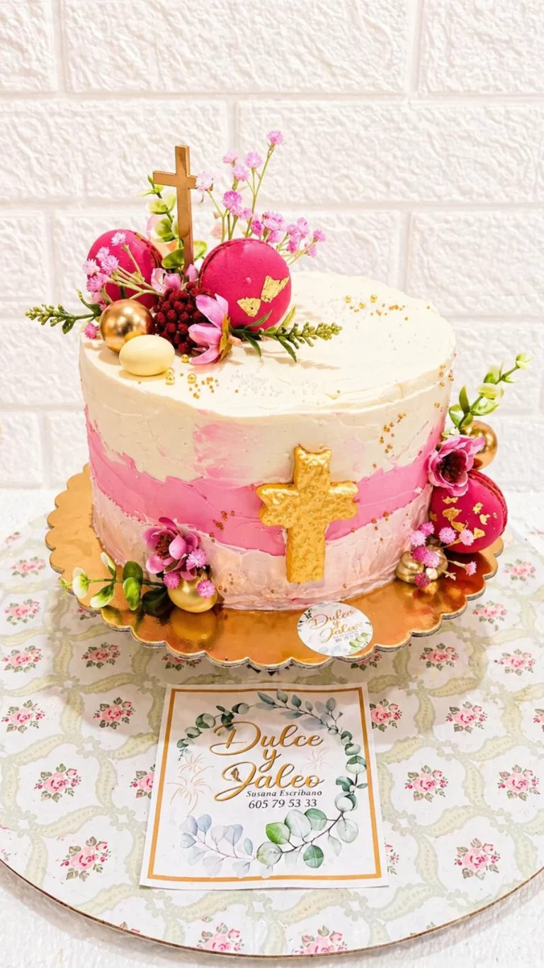 Tarta temática por encargo de Dulce y Jaleo, repostería artesanal en Lorca